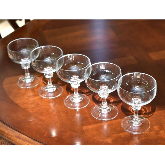 Set of 5 Mid Century Crystal Champagne Coupes - Faceted Stem Cocktail Glasses - Picture 5 of 8